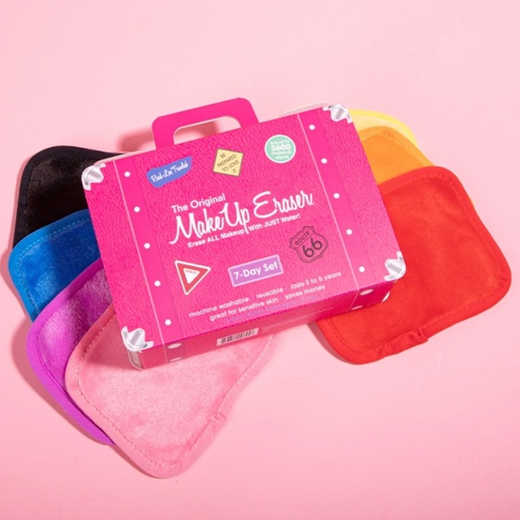 THE ORIGINAL MAKEUP ERASER Road Less Traveled 7-Day set - Picture 2 of 5